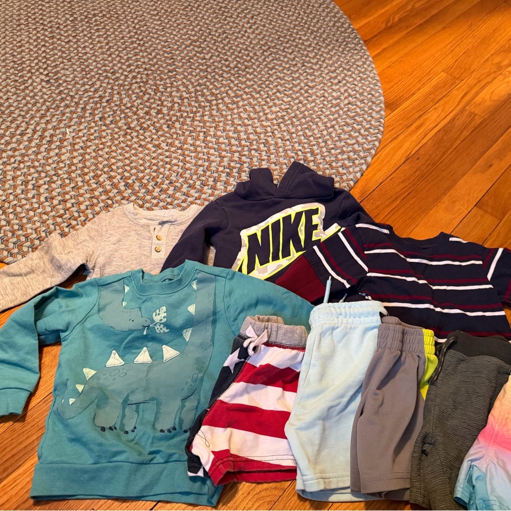 Nike Kids Navy and Yellow Hoodie